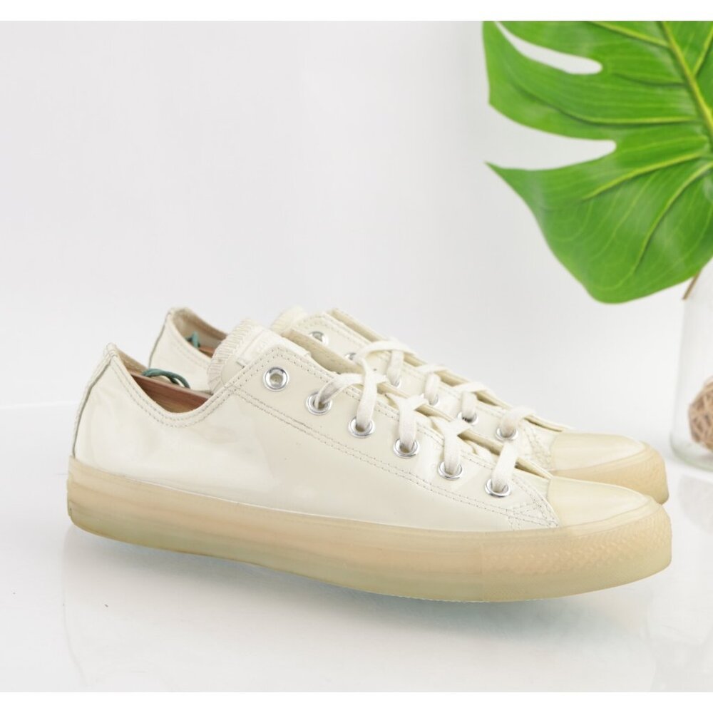 Converse Chuck Taylor Women Glow OX Sneaker Size 9 White Patent Low Lace Up Shoe